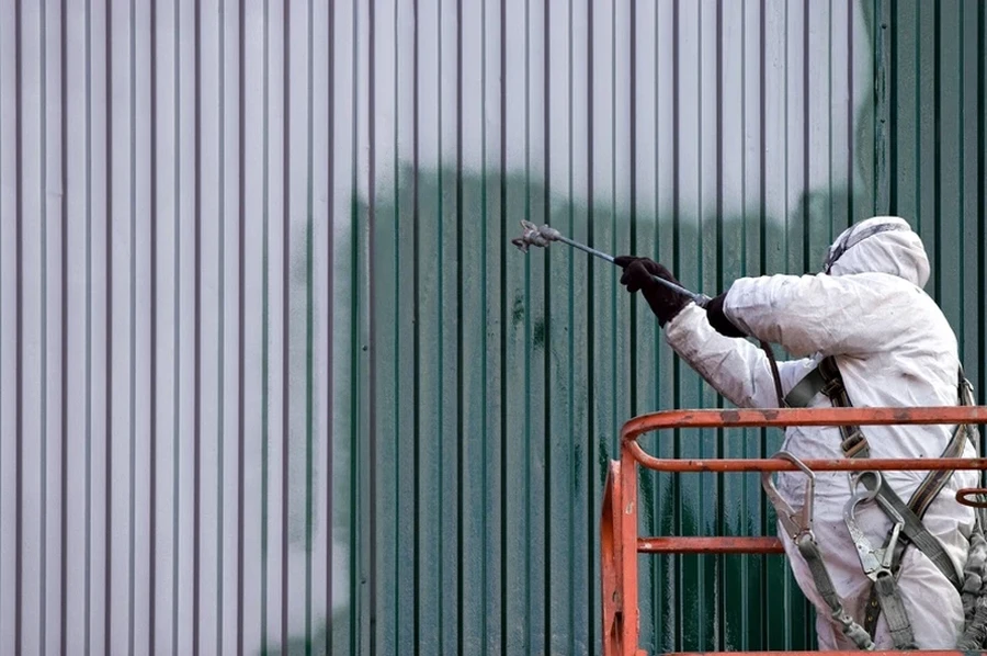 How Weather Affects Exterior Painting Results in Springfield, VA